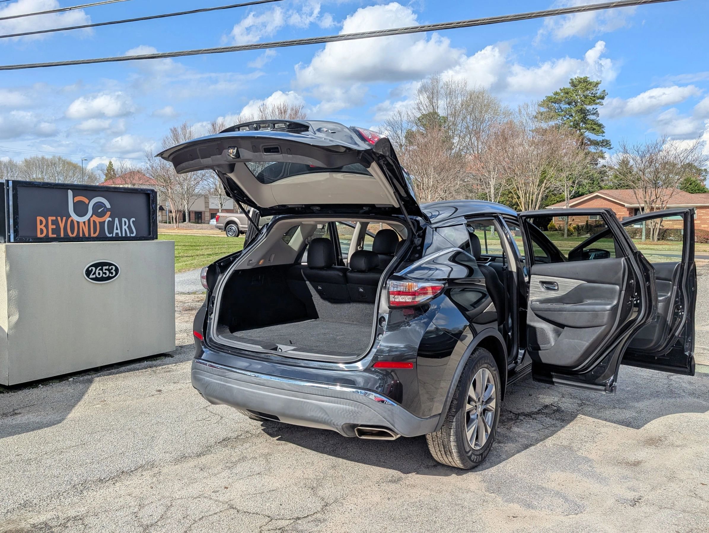 Used 2017 Nissan Murano SV image 13