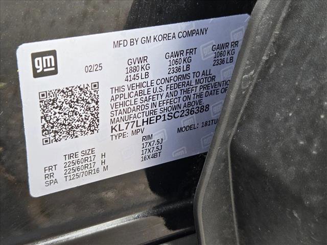 Used 2025 Chevrolet Trax LT w/ LT Convenience Package image 24