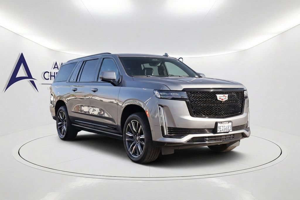 Used 2022 Cadillac Escalade ESV Sport Platinum AWD/4WD image 3