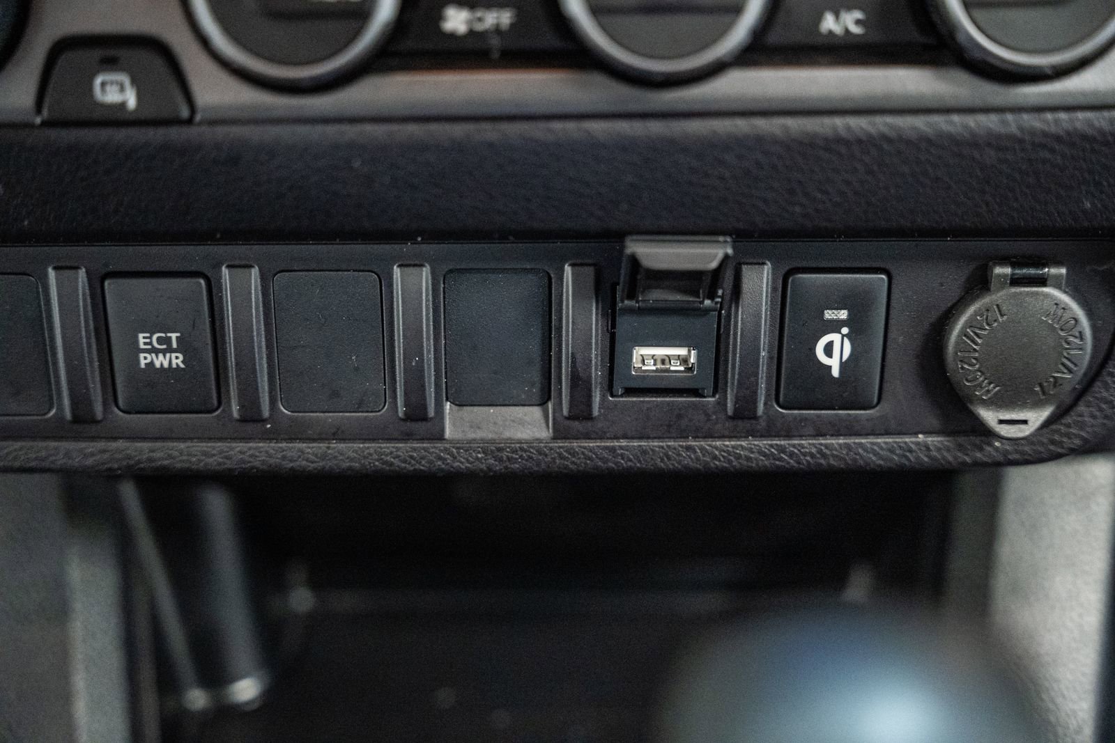 Used 2022 Toyota Tacoma TRD Sport image 31