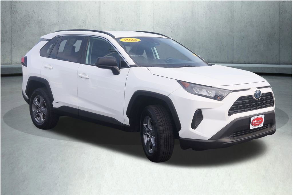 Used 2022 Toyota RAV4 LE AWD/4WD image 16