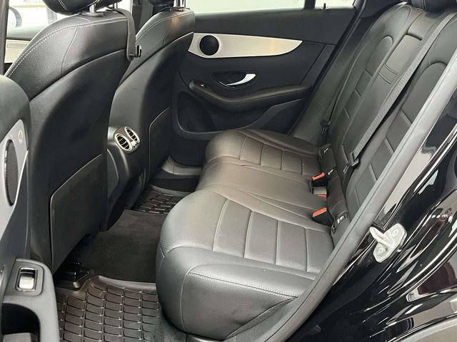 Used 2021 Mercedes-Benz GLC 300 4MATIC image 18