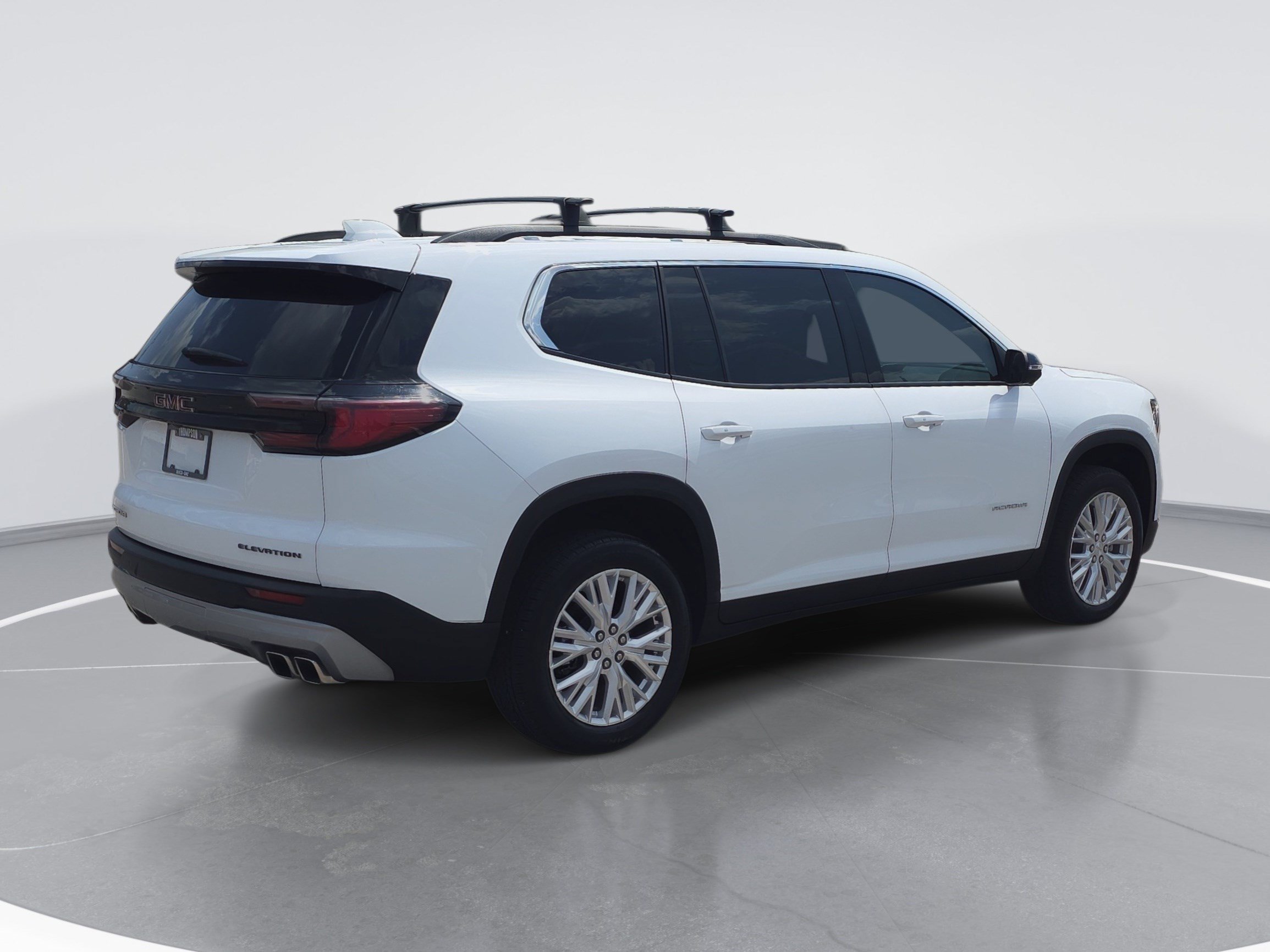 Used 2025 GMC Acadia Elevation w/ Elevation Premium Package FWD image 3