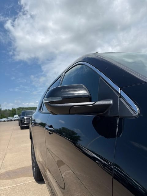 New 2026 Chevrolet Traverse LT w/ Sun and Wheel Package AWD/4WD image 58