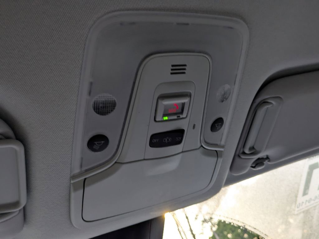Used 2021 Toyota Prius LE FWD image 22
