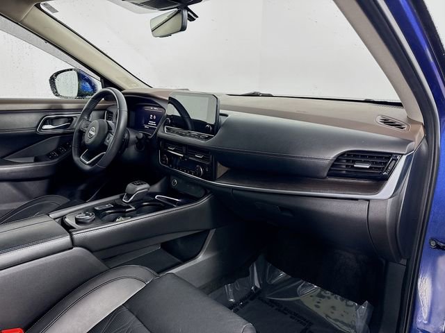 Used 2022 Nissan Rogue Platinum w/ Head-Up Display Package image 30