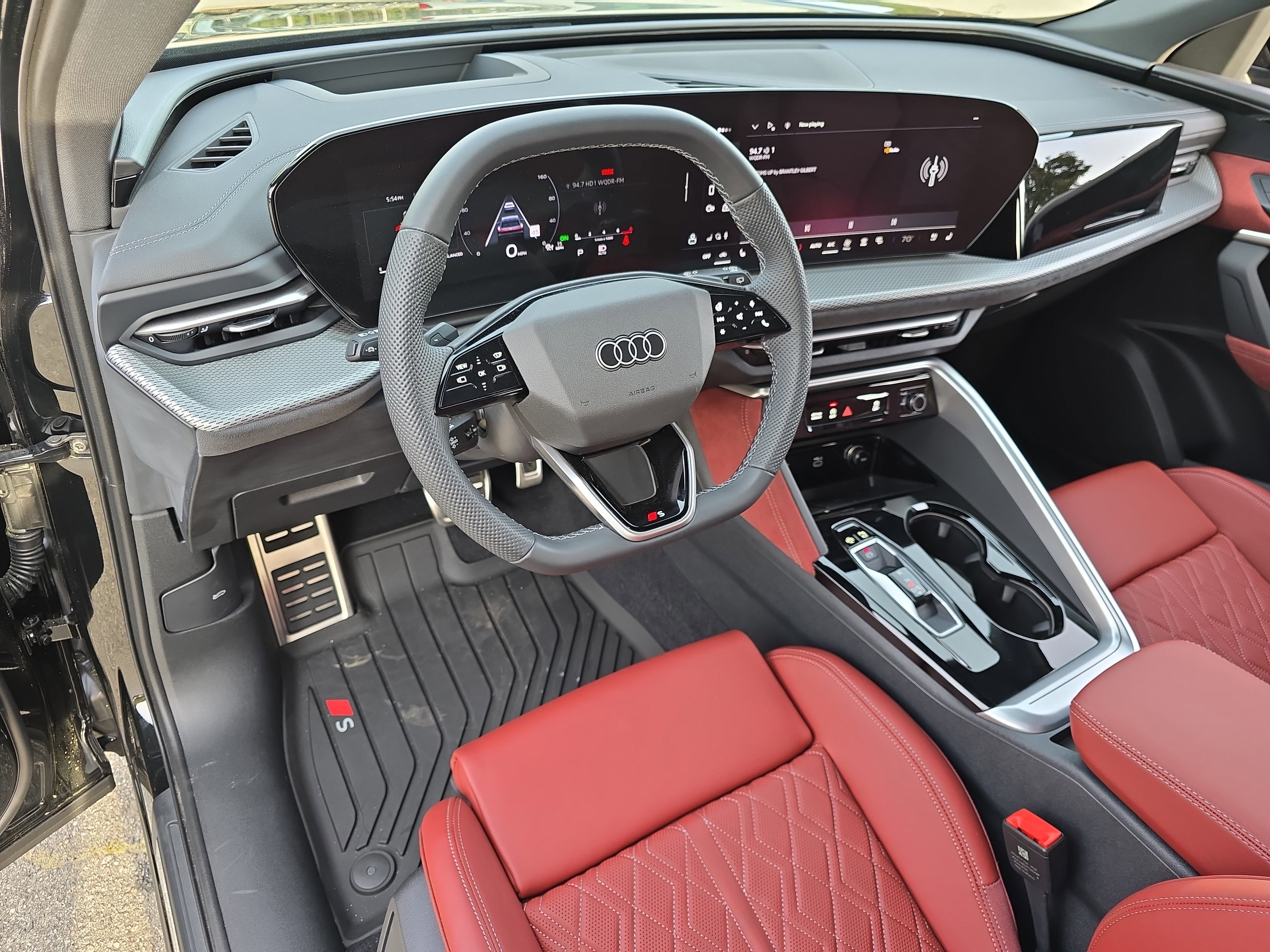 New 2025 Audi SQ5 Premium Plus image 16