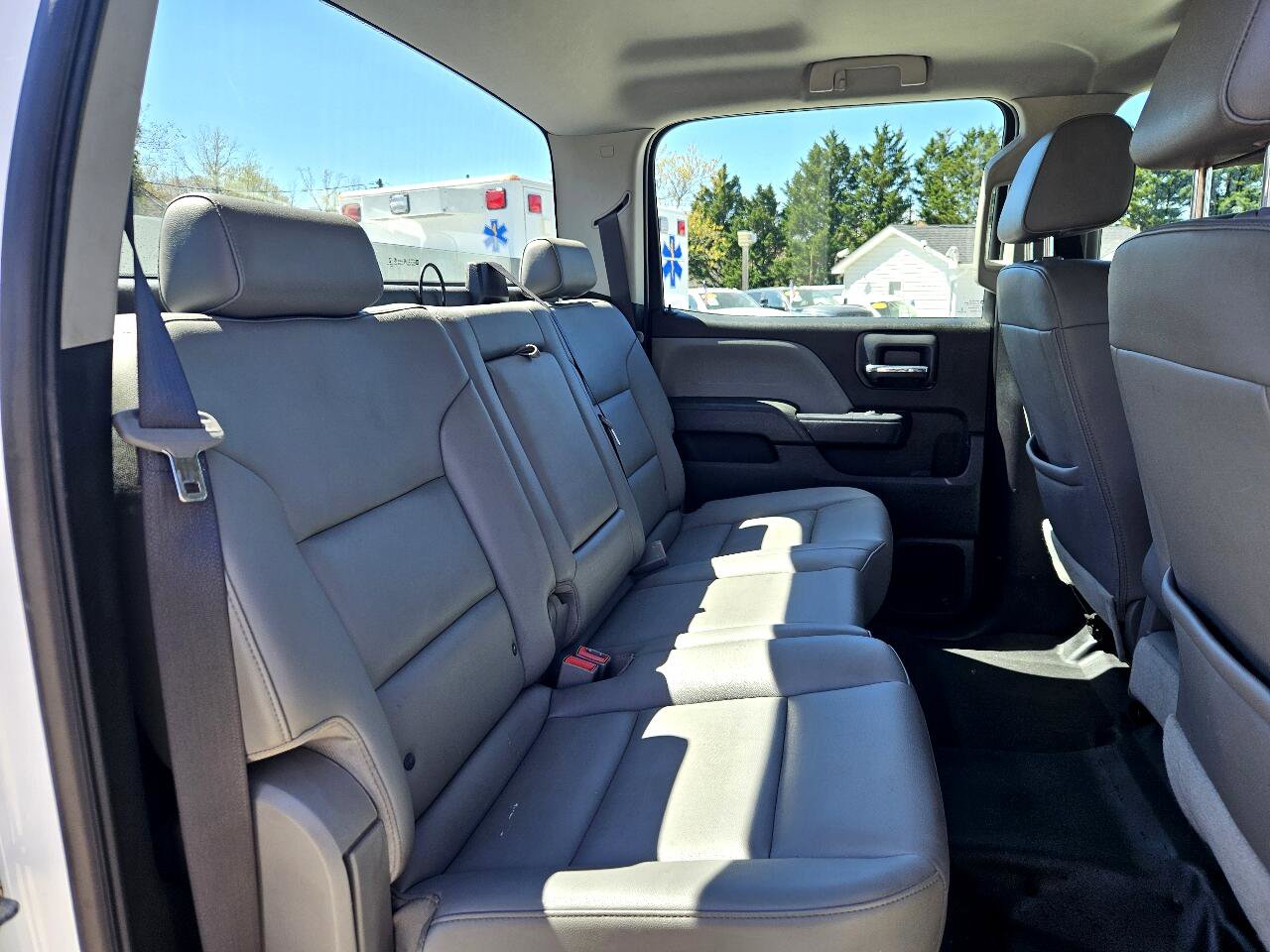 Used 2018 Chevrolet Silverado 3500 W/T image 30