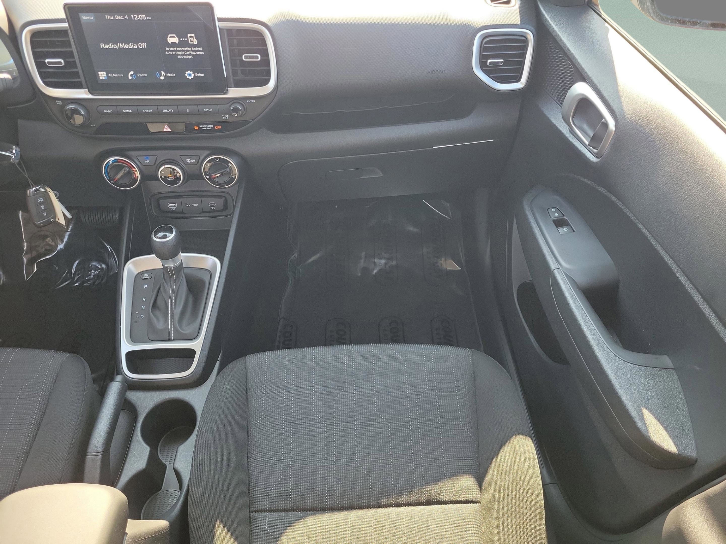 New 2026 Hyundai Venue SE image 10