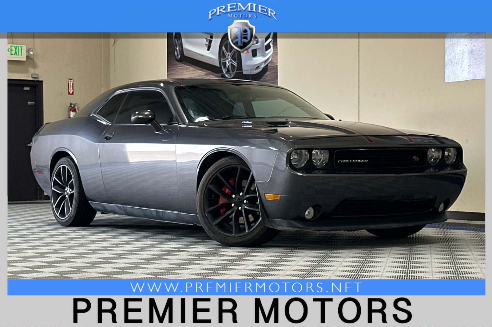 Used 2014 Dodge Challenger R/T w/ Blacktop Package image 1