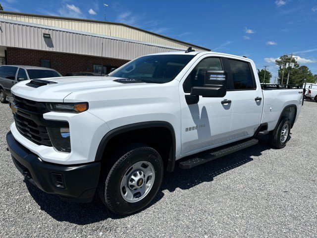 Used 2024 Chevrolet Silverado 2500 W/T w/ WT Convenience Package AWD/4WD image 2