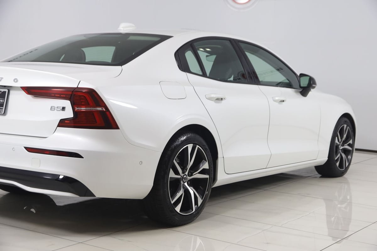 Used 2024 Volvo S60 B5 Plus AWD/4WD image 41