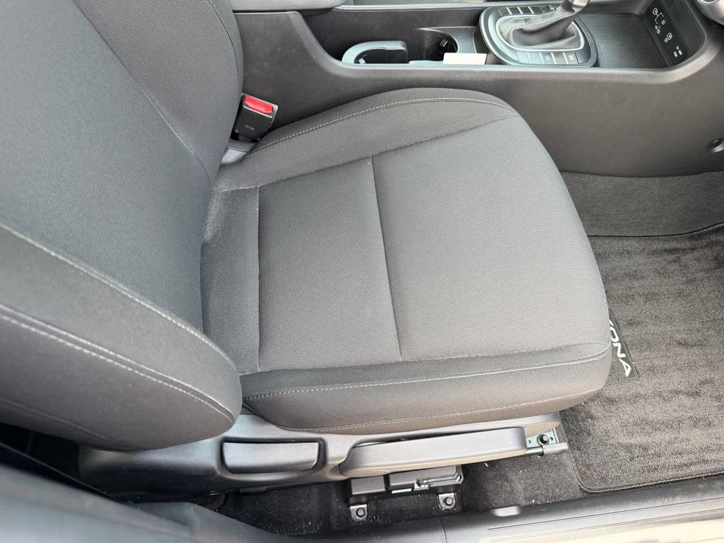 Used 2024 Hyundai Kona SEL FWD image 18
