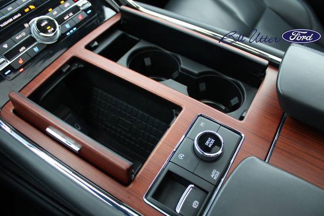 Used 2024 Lincoln Navigator Premiere image 17