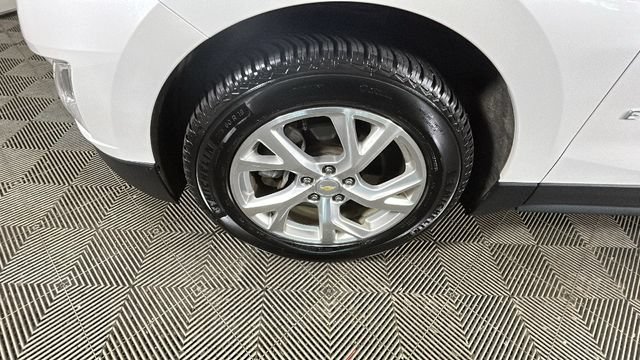 Used 2019 Chevrolet Equinox LT AWD/4WD image 9