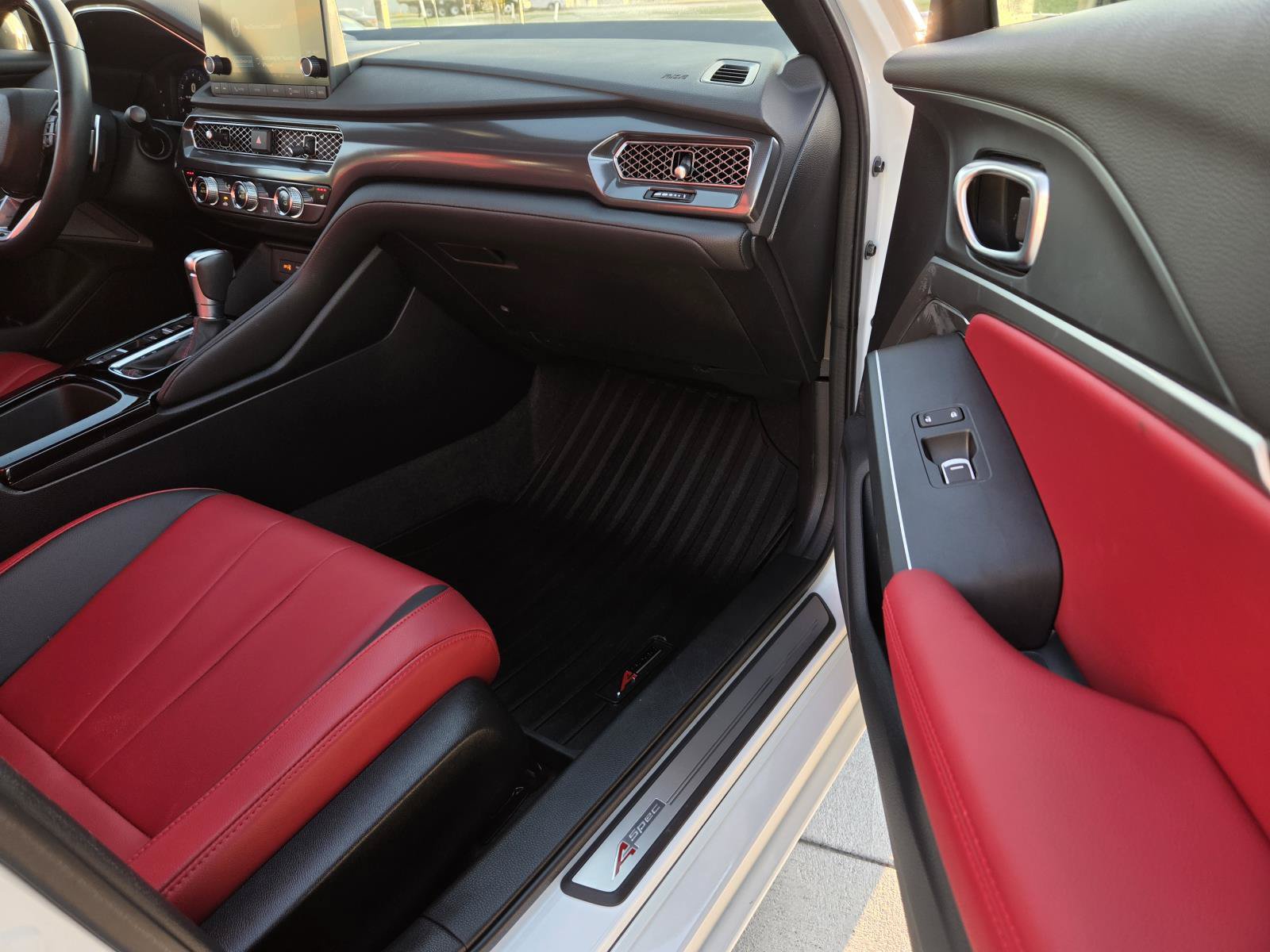 Used 2024 Acura Integra A-Spec FWD image 8