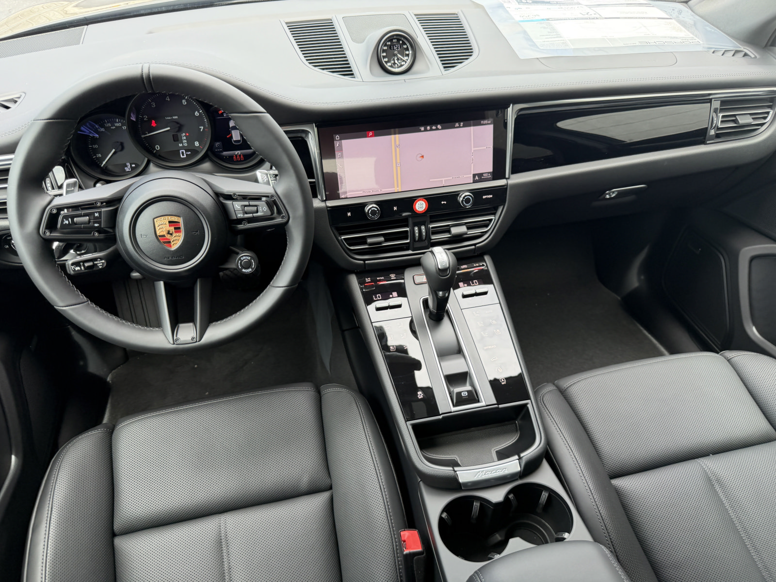 New 2026 Porsche Macan AWD/4WD image 14