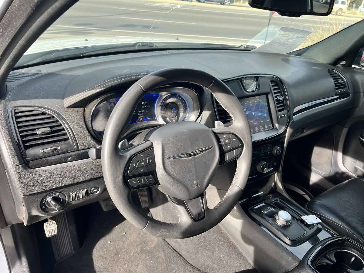 Used 2023 Chrysler 300 S w/ Comfort Group image 9