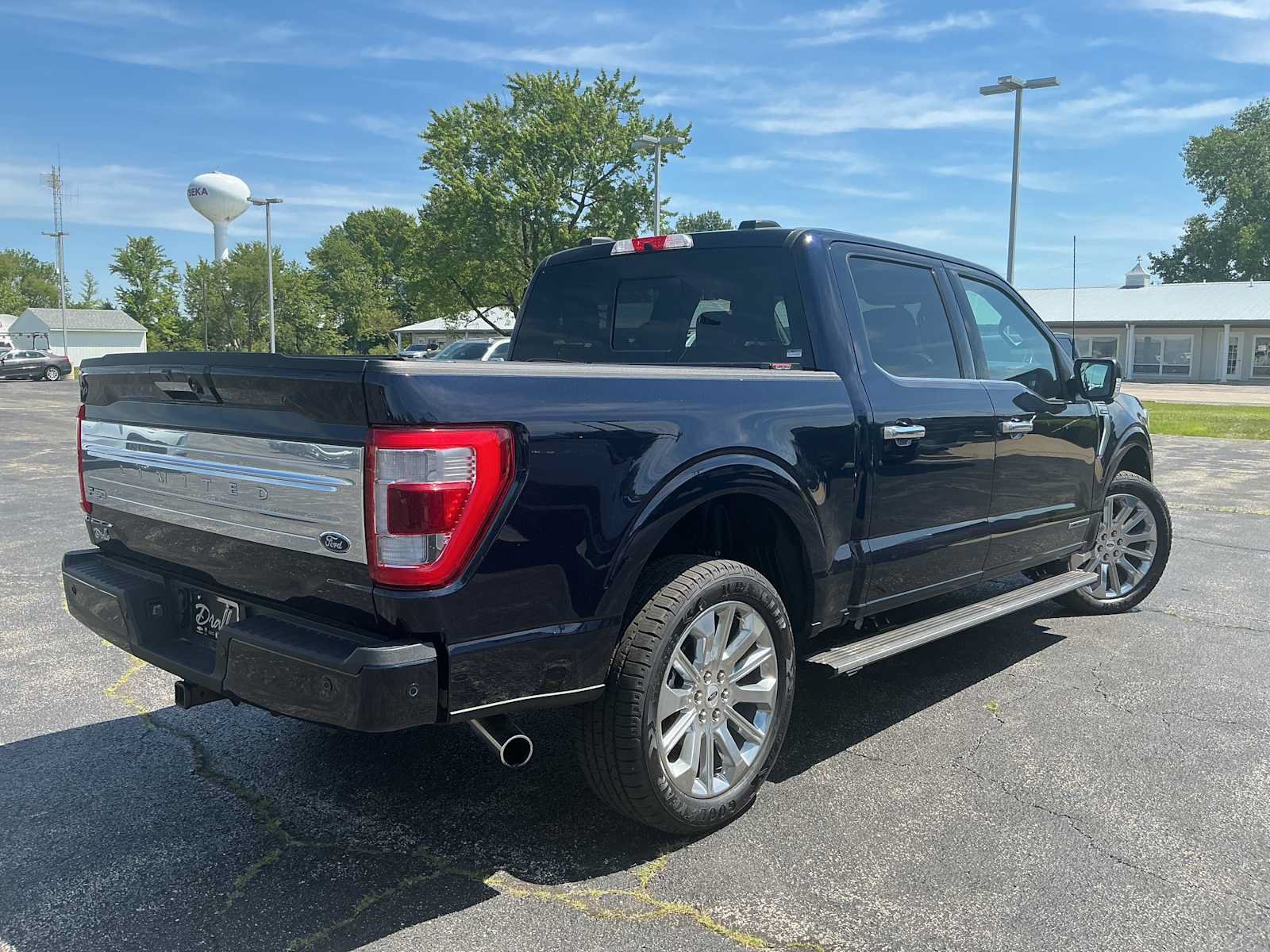 Used 2023 Ford F150 Limited AWD/4WD image 4