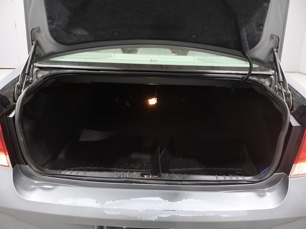 Used 2007 Chevrolet Impala LT FWD image 21