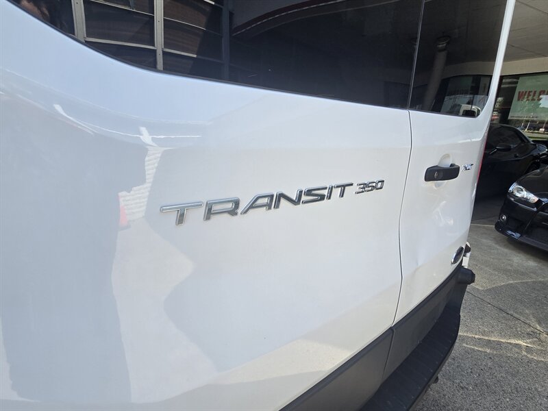 Used 2024 Ford Transit 350 XLT RWD image 28