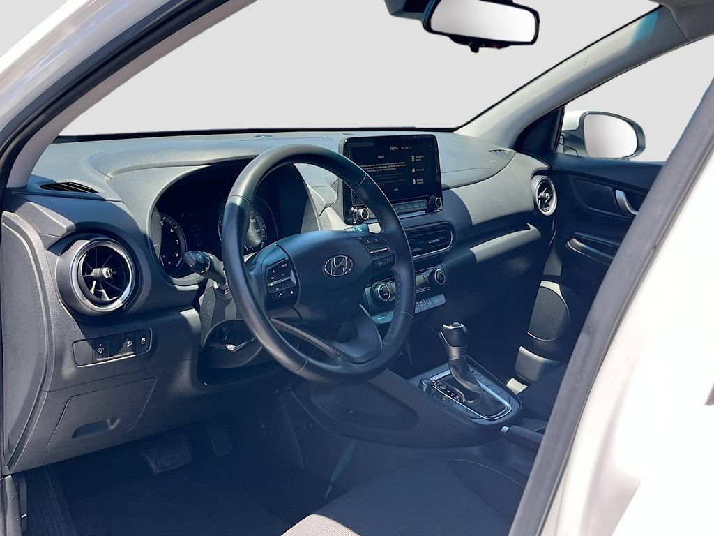 Used 2023 Hyundai Kona SEL w/ Convenience Package FWD image 9