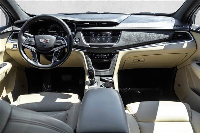 Used 2019 Cadillac XT5 AWD image 19