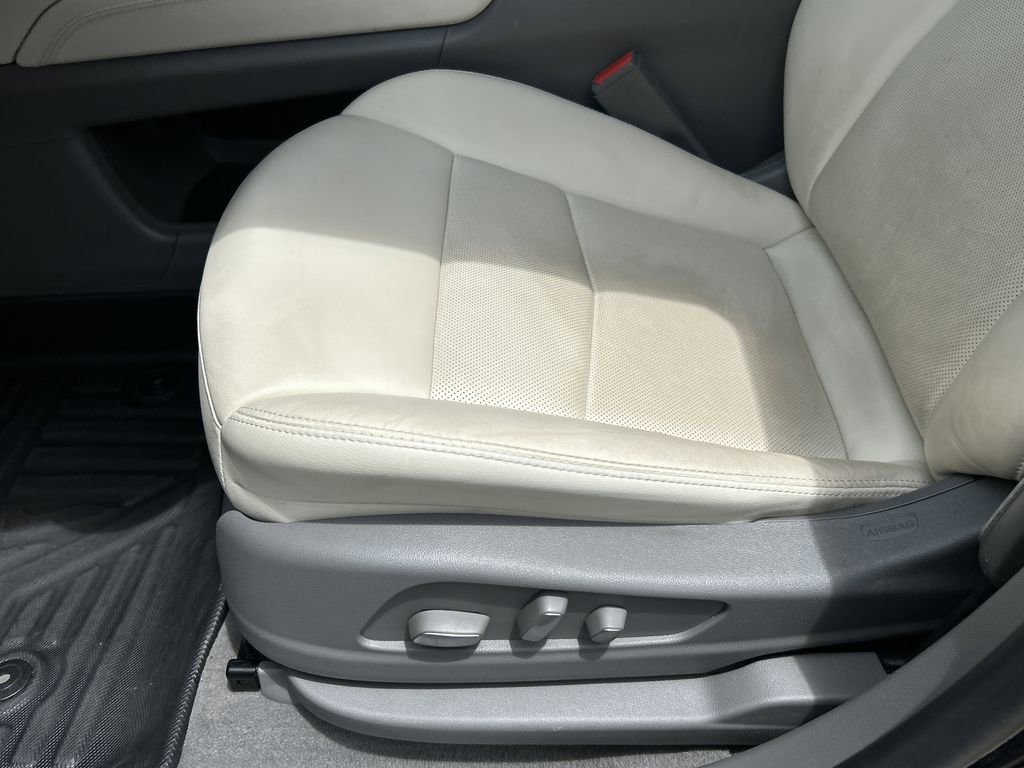 Used 2022 Cadillac XT5 Premium Luxury w/ Technology Package image 20