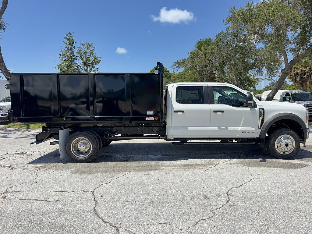 New 2026 Ford F550 4x4 Crew Cab image 5