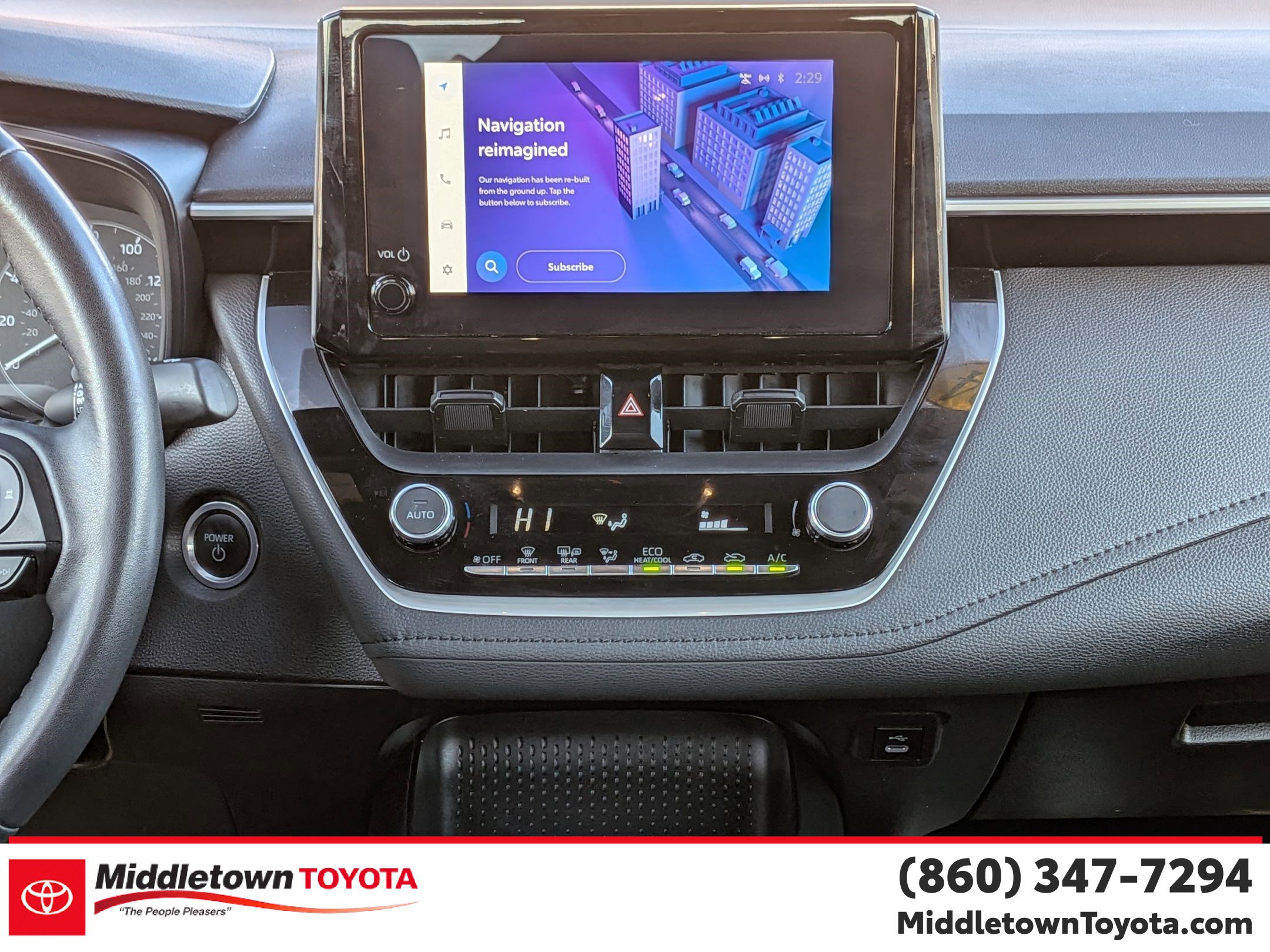 Certified 2024 Toyota Corolla SE image 30