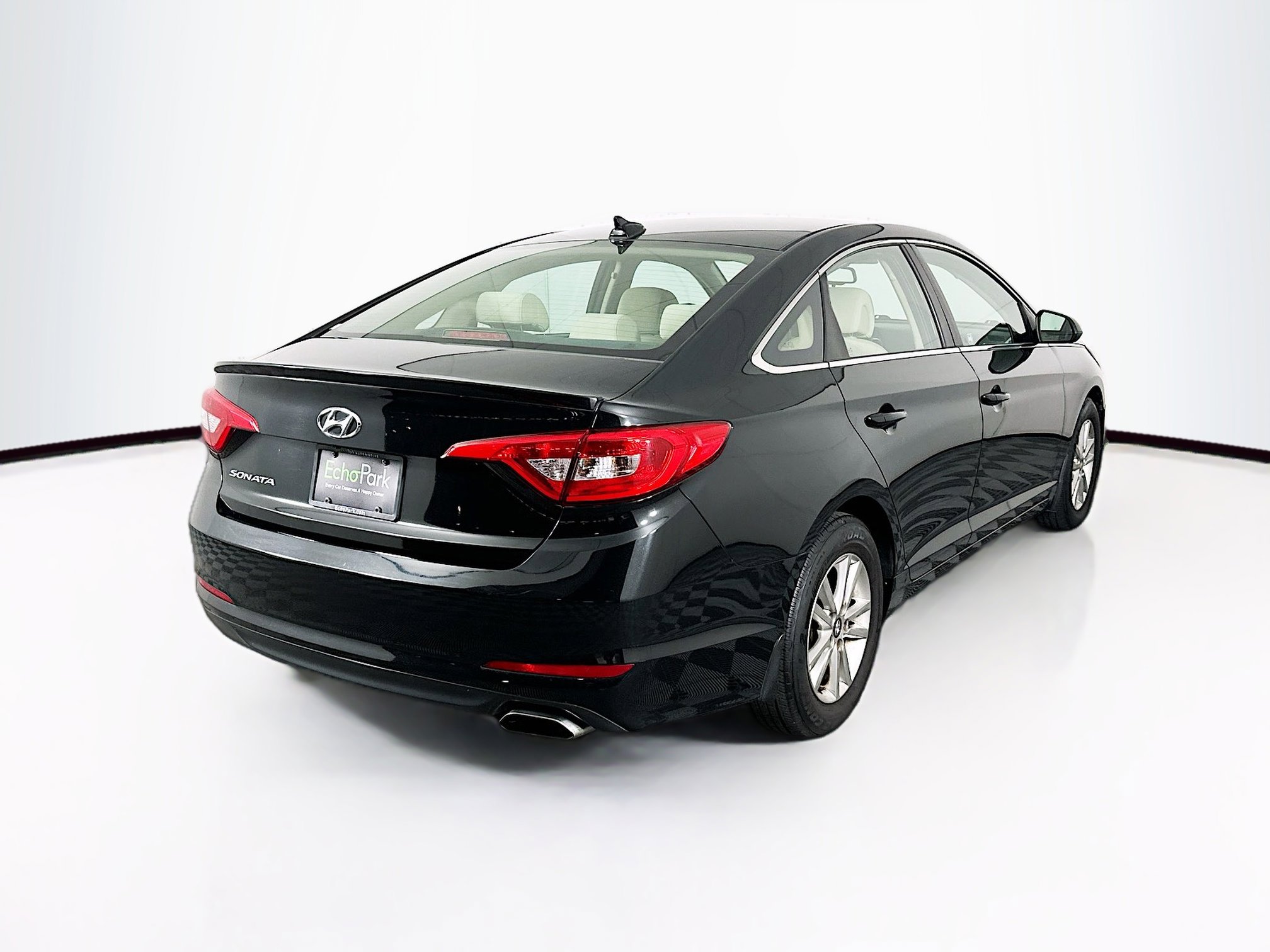 Used 2017 Hyundai Sonata SE image 9