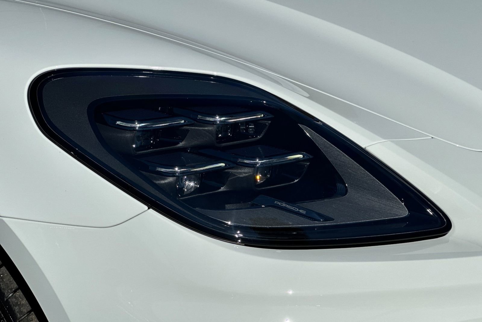 New 2026 Porsche Panamera image 37