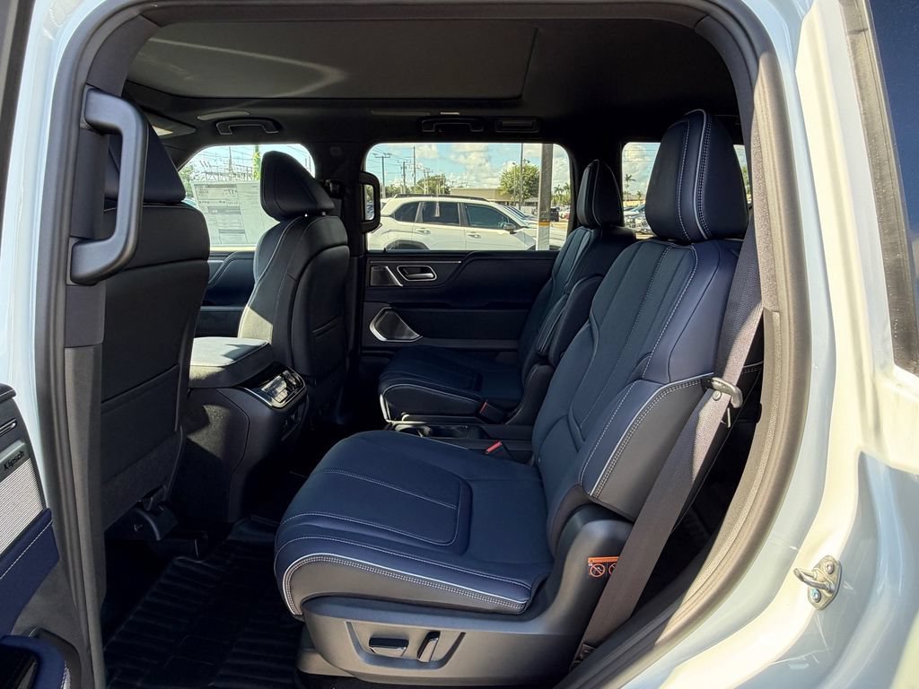 New 2027 INFINITI QX80 Sensory w/ Sport Exterior Package AWD/4WD image 14
