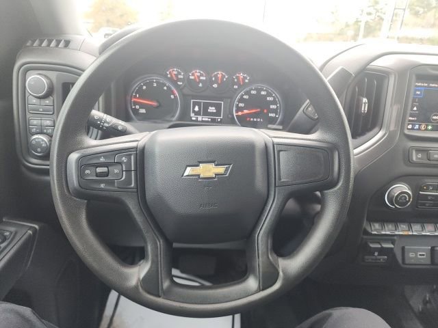 Used 2024 Chevrolet Silverado 3500 W/T image 21