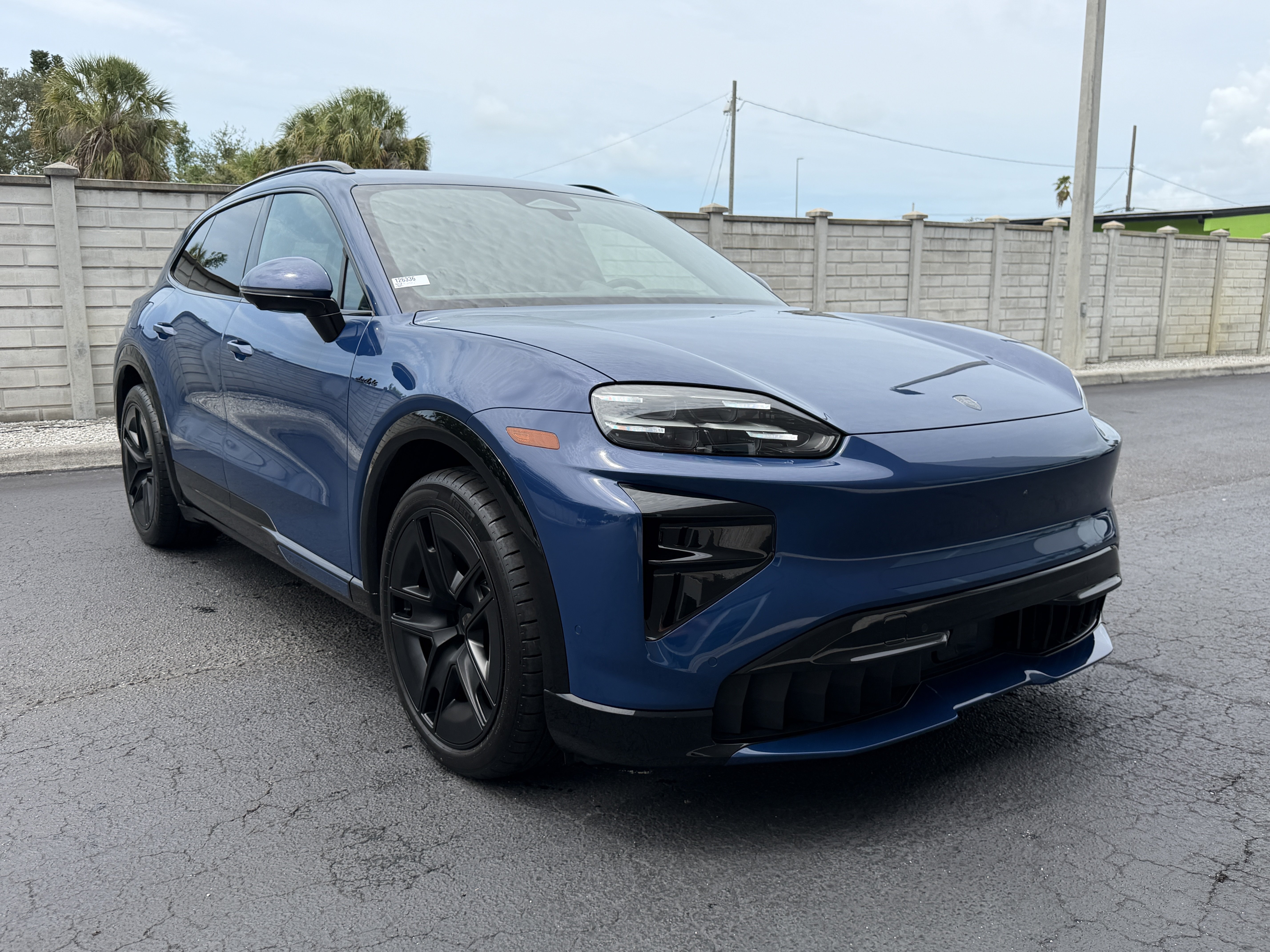 New 2026 Porsche Cayenne Turbo Electric AWD/4WD image 8