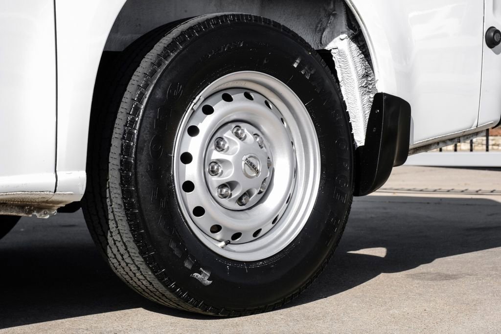 Used 2019 Nissan NV 2500 S image 46