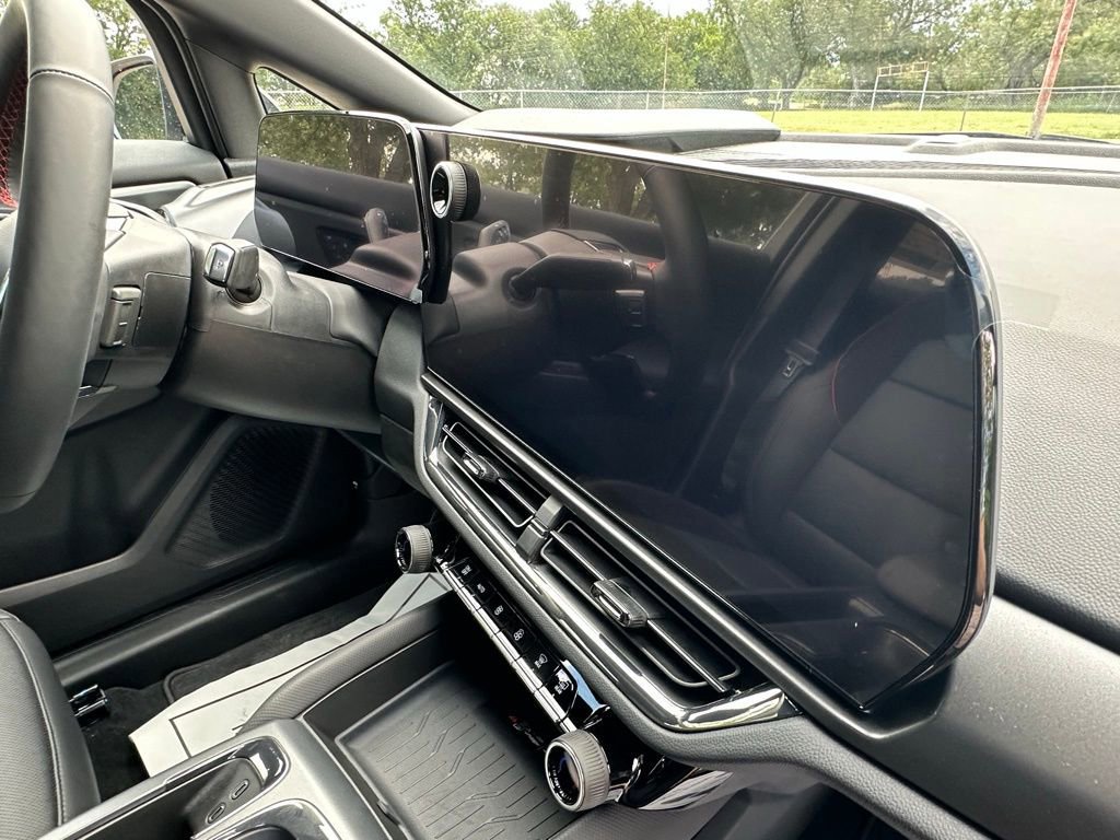 New 2025 Chevrolet Equinox EV RS w/ Convenience Package II image 29