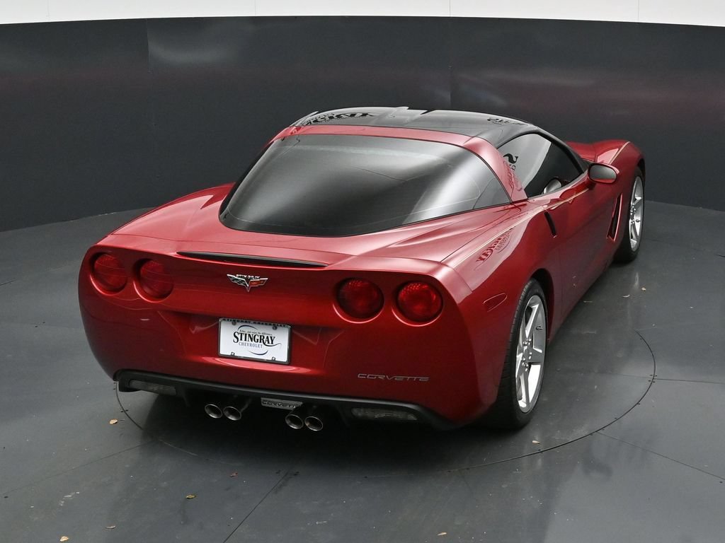 Used 2005 Chevrolet Corvette Coupe w/ Preferred Equipment Group RWD image 25
