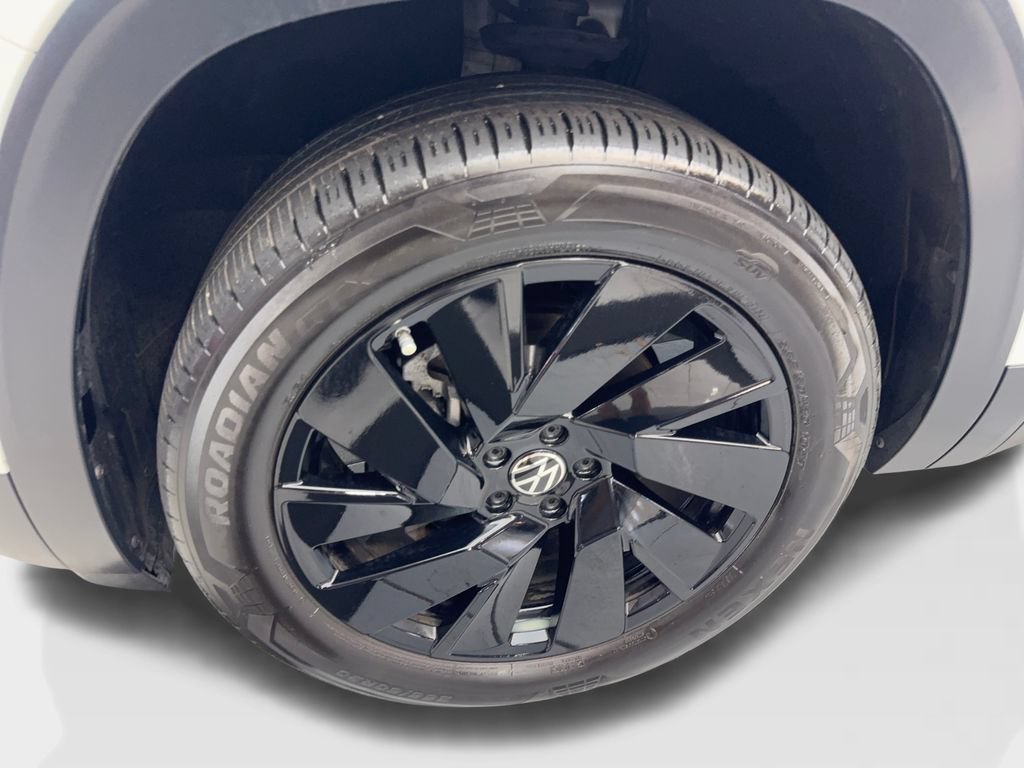 Used 2025 Volkswagen Atlas SE FWD image 93