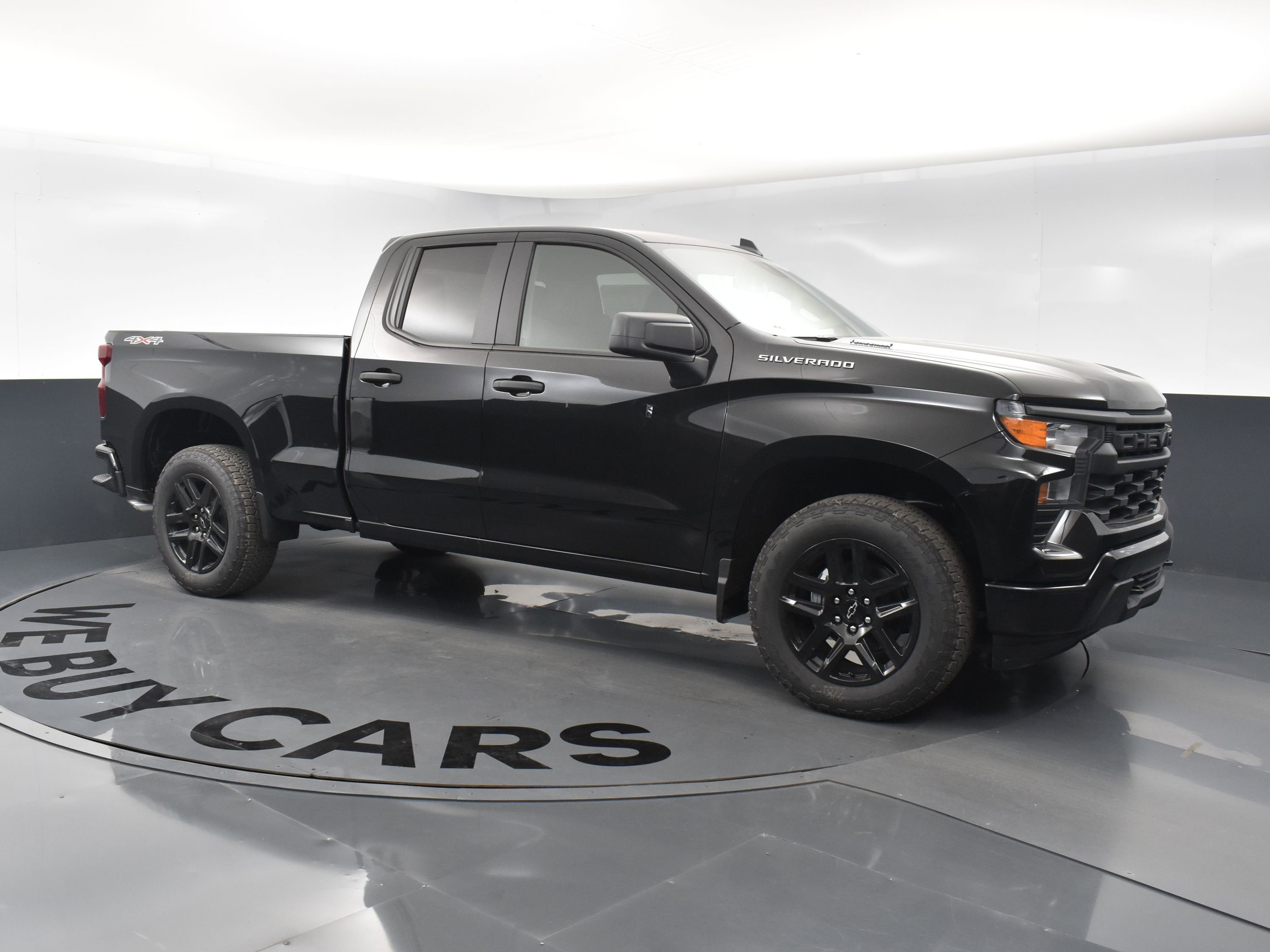 Used 2025 Chevrolet Silverado 1500 Custom w/ Turbomax Blackout Package video 2