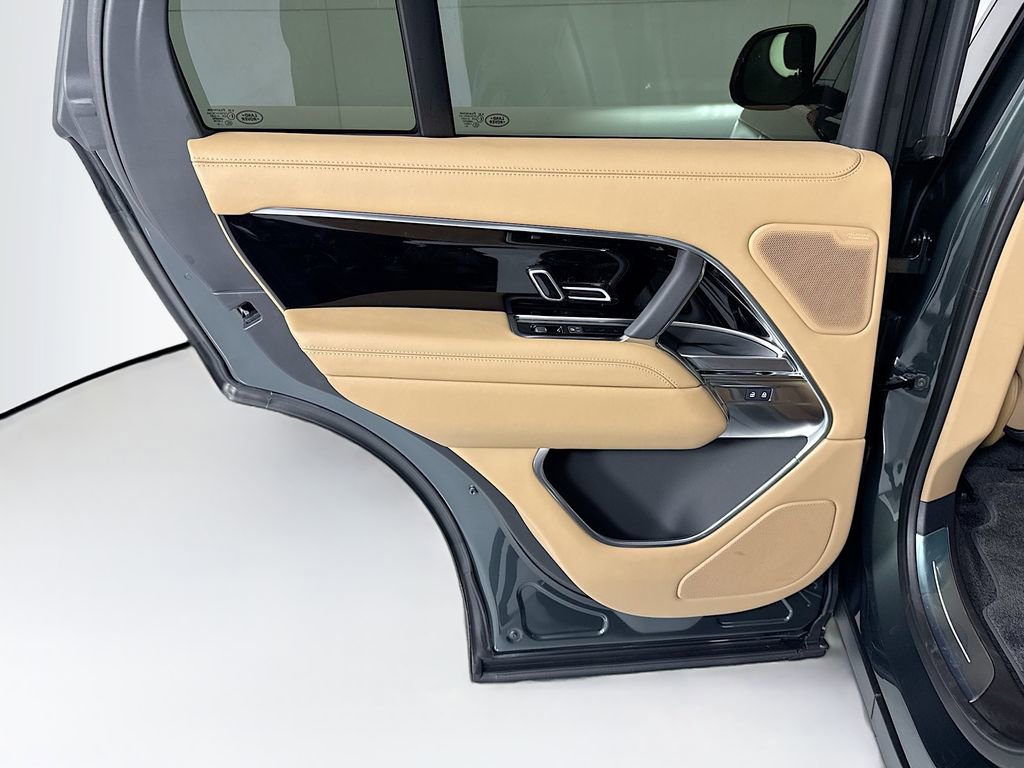 New 2026 Land Rover Range Rover SE AWD/4WD image 27