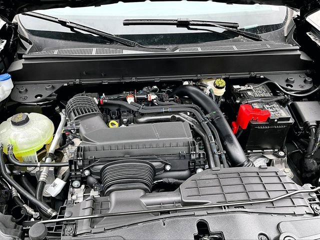 New 2026 Ford Maverick Lobo AWD/4WD image 12