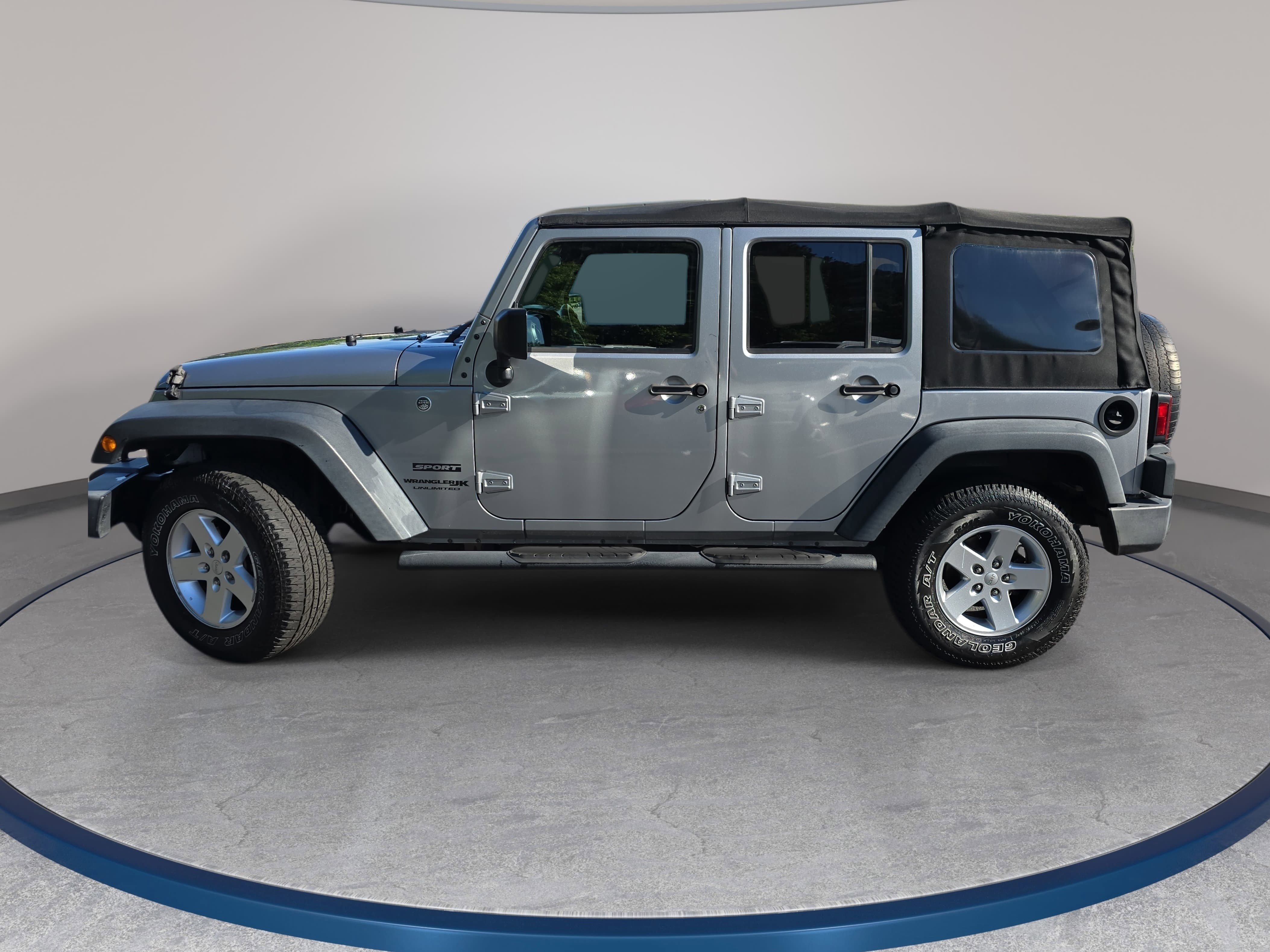 Used 2018 Jeep Wrangler Unlimited Sport S AWD/4WD image 8
