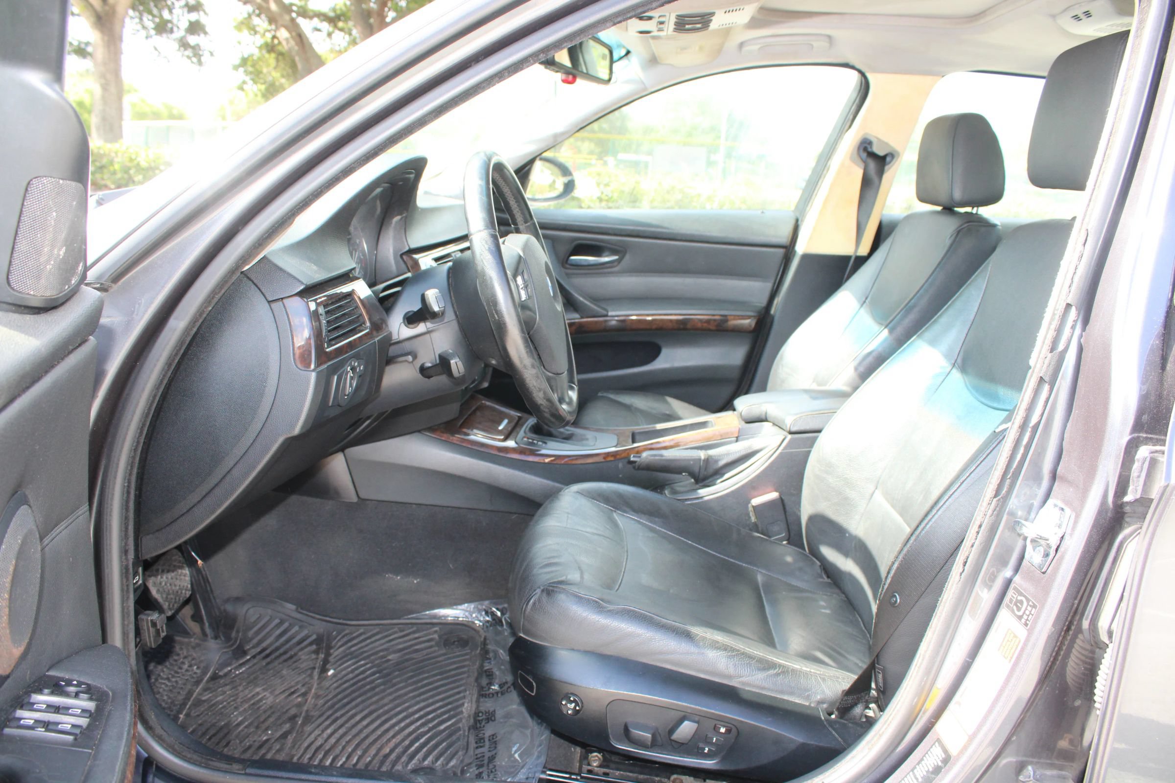 Used 2006 BMW 325i Sedan RWD image 7