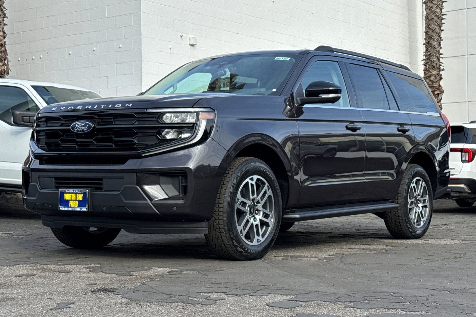 New 2026 Ford Expedition Active AWD/4WD image 8