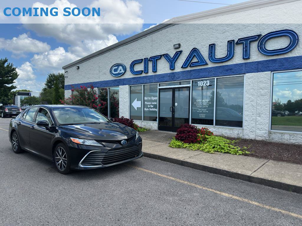 Used 2022 Toyota Camry XLE FWD image 1