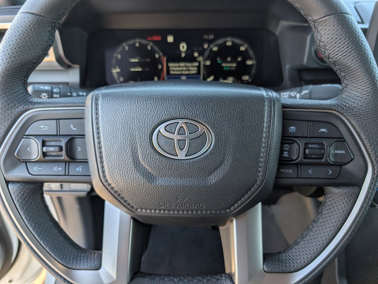Used 2025 Toyota Tacoma TRD Sport image 18