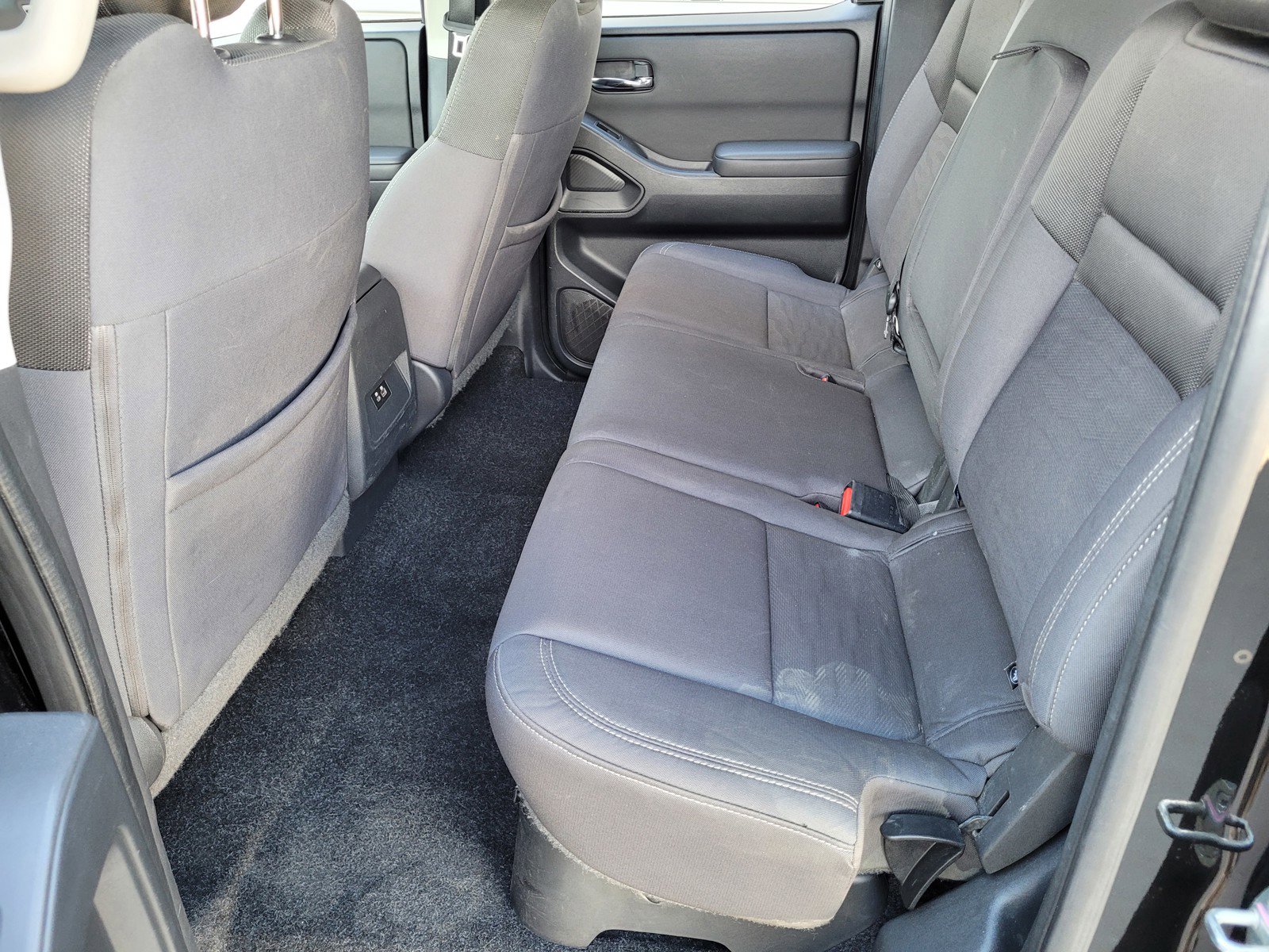 Certified 2022 Nissan Frontier SV image 6