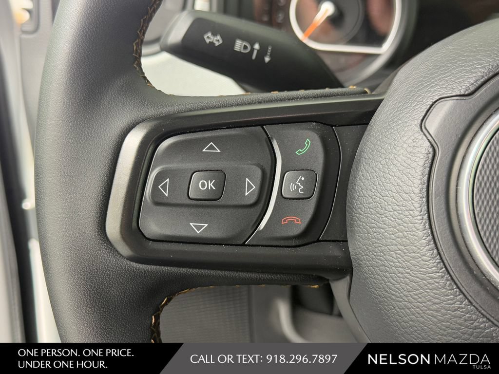 Used 2024 Jeep Wrangler Unlimited Sport AWD/4WD image 21