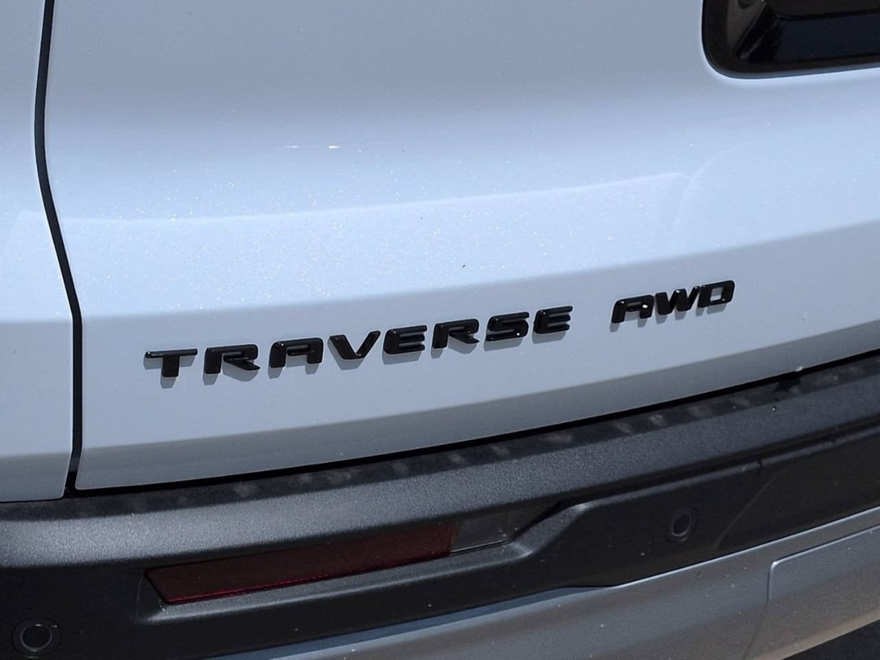 New 2026 Chevrolet Traverse Z71 w/ Enhanced Driving Package AWD/4WD image 6